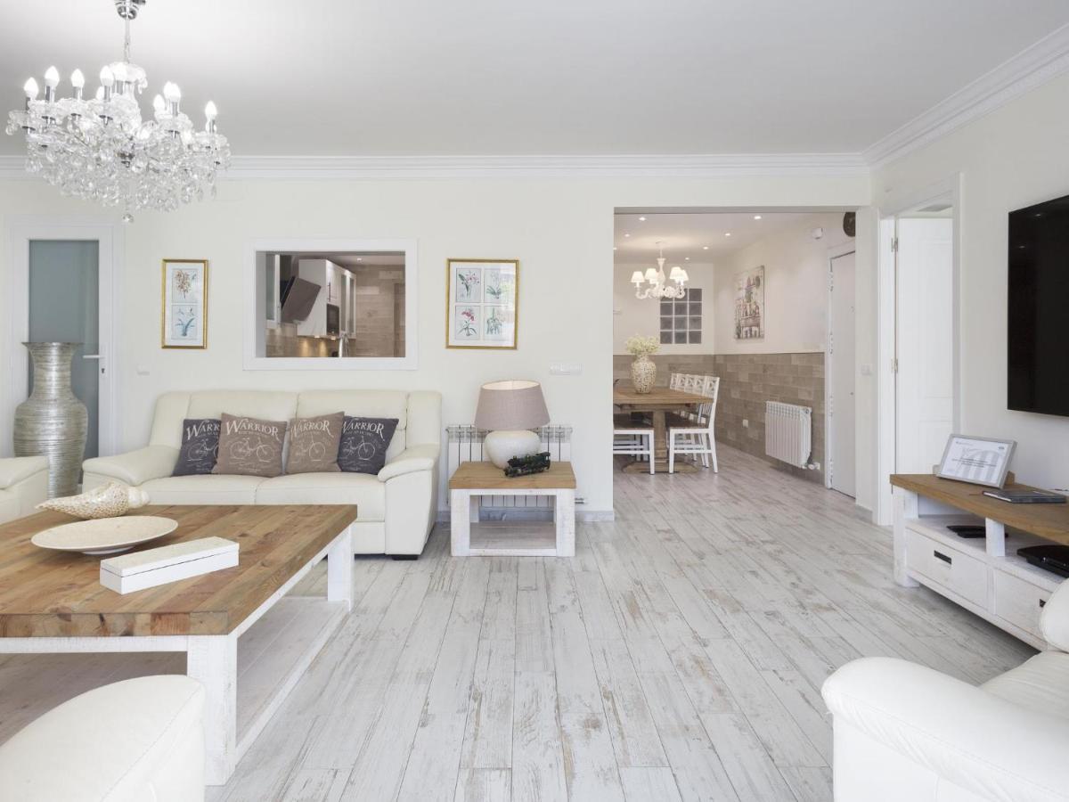 Sitges Spaces Mediterranean Apartments 5 Bedrooms, 4 Bathrooms, 75M2 Terrace, Centre Sitges- Sleeps 11 외부 사진