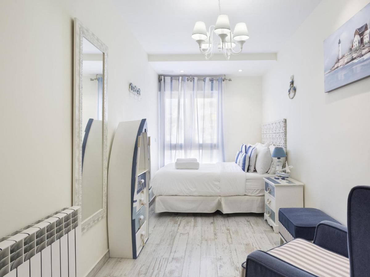 Sitges Spaces Mediterranean Apartments 5 Bedrooms, 4 Bathrooms, 75M2 Terrace, Centre Sitges- Sleeps 11 외부 사진